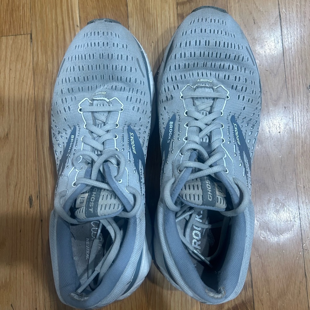 Brooks ghost 13 running shoes